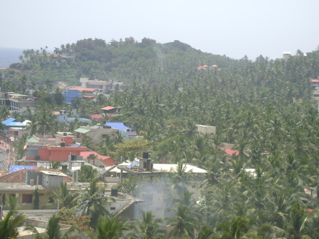 Sun Tara Beach Resort Kovalam Exterior foto